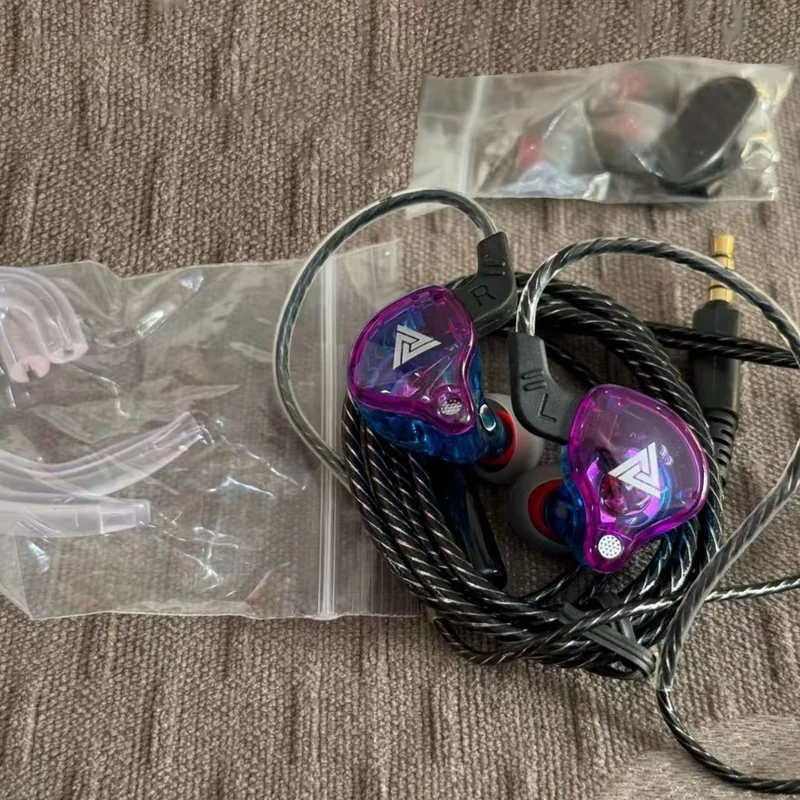 QKZ Fone de ouvido com fio AK6 intra-auricular microfone alta qualidade som e cancelamento de ruído